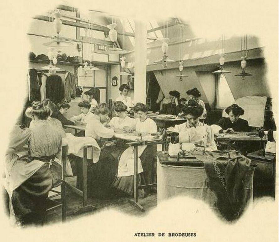 Photo of embroiderers from Les Creatuers des Mode, 1910; I do not know if these women were working on gowns for the Callot sisters, but it is possible! Many of these ateliers were on the upper floors of buildings so that they could take advantage of natural daylight from the skylights overhead.